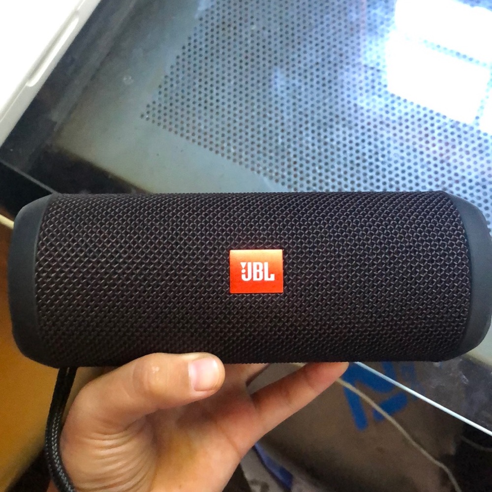 JBL Speaker
